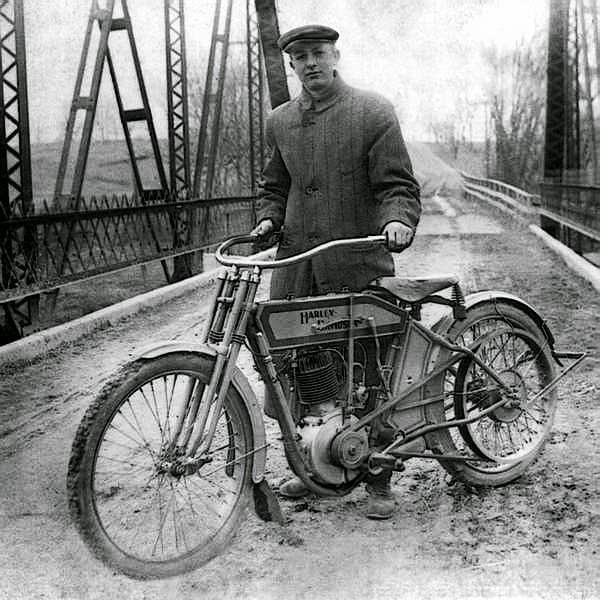 1909_Harley-Davidson_Single