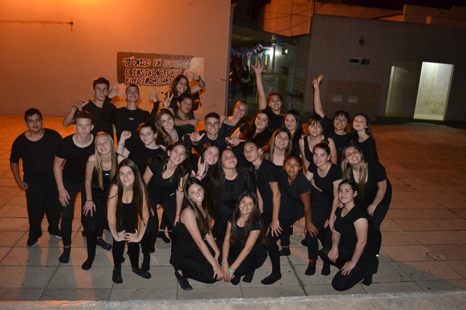 77090644_1391266657713412_6403700645248892928_n