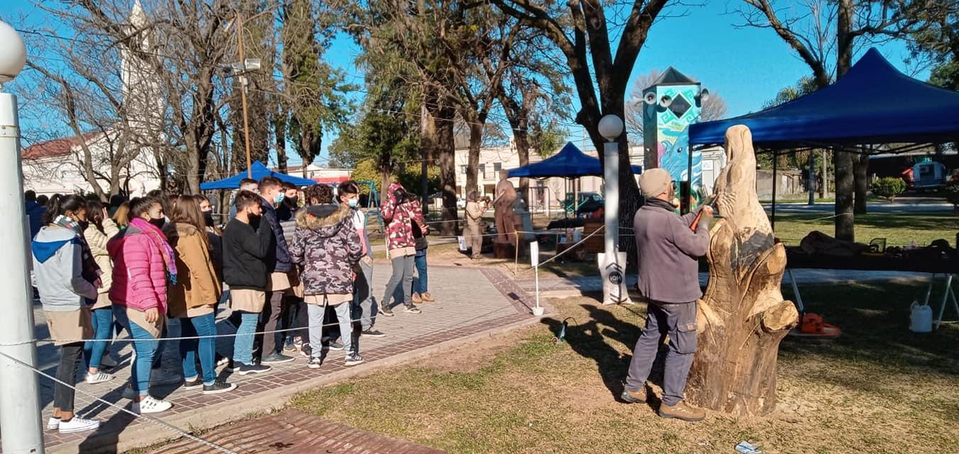 225760561_4125936174191131_5268893362559614790_n