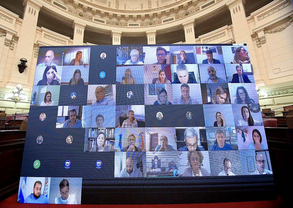 f647998e-1cb5-4941-82a4-fe03d4ad1222