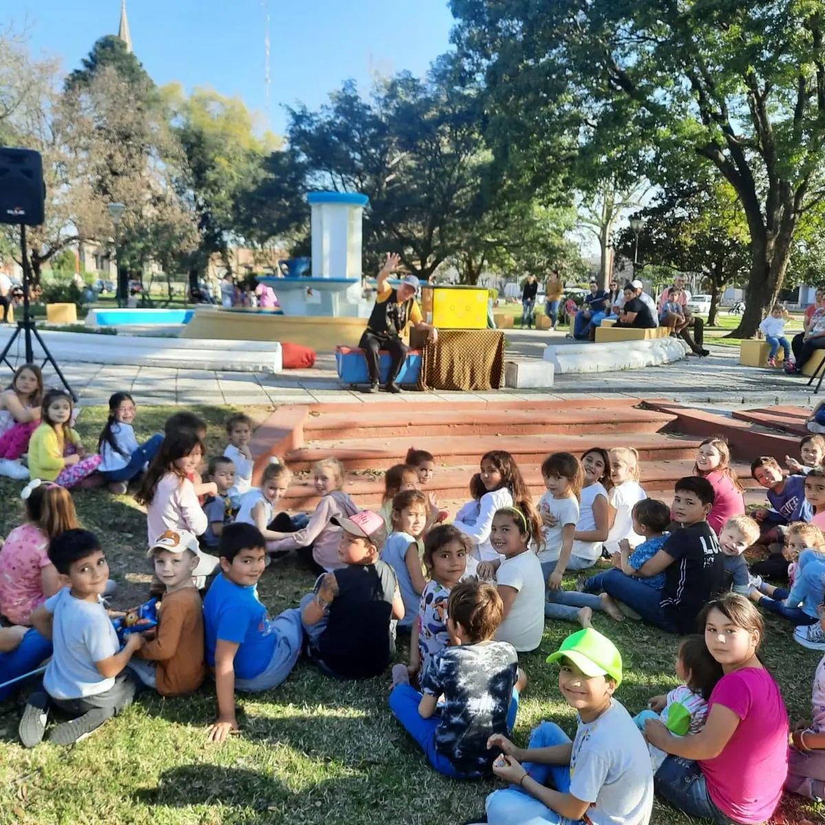 299455026_2000237773520031_2888623963309778842_n