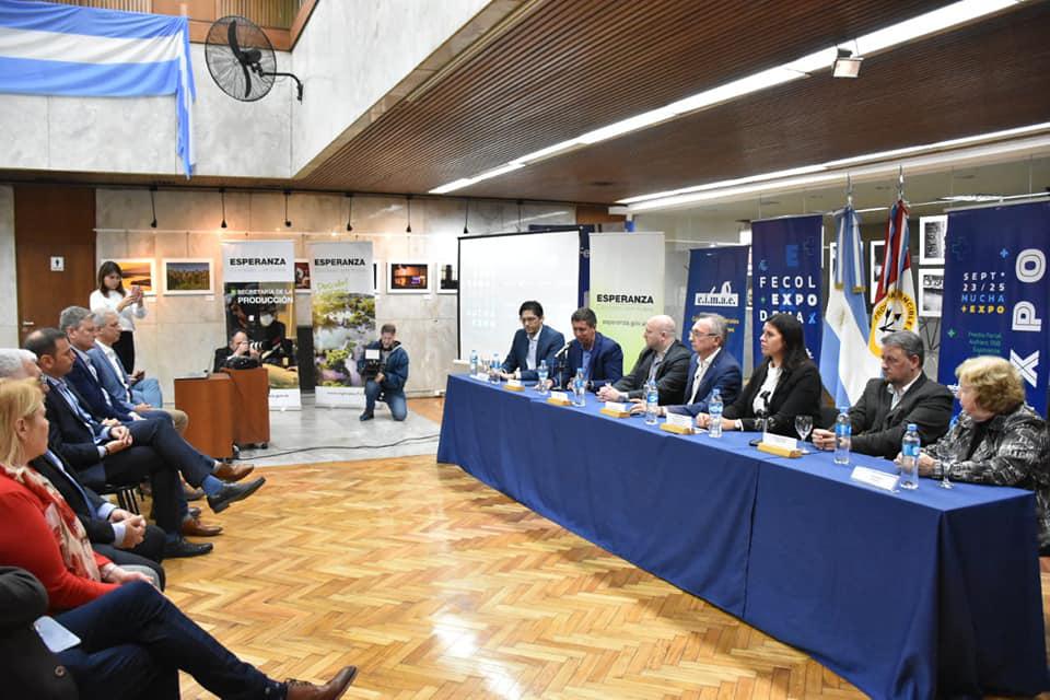 296041355_588507629404656_9001552789761826964_n