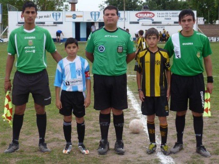 548453_441828882540761_1923883094_n