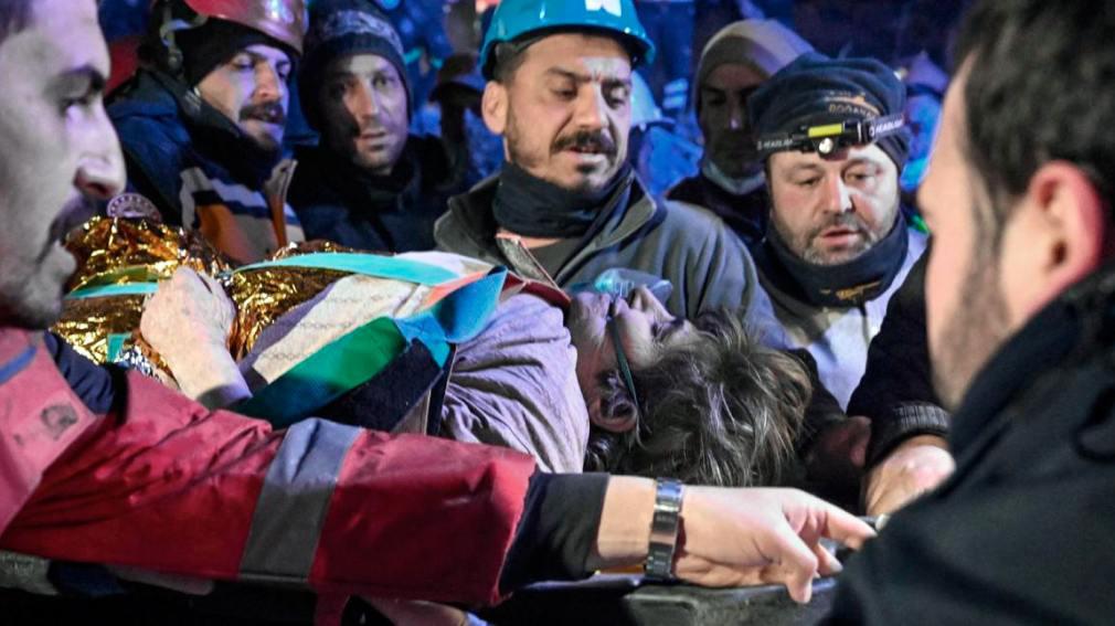 1010x567_mujer-rescatada-turquia-439827-080722