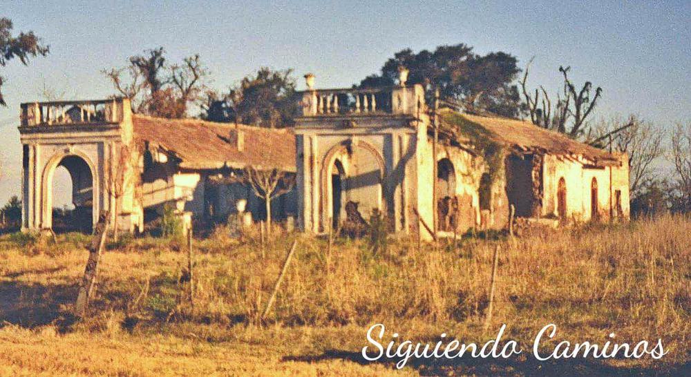 44719562_300447944014862_1814270928306044928_o