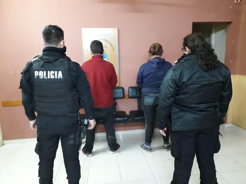 pareja aprehendida
