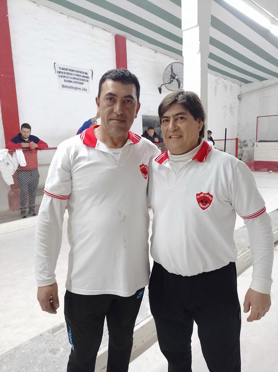 295085832_425753396278245_2763787145591305250_n