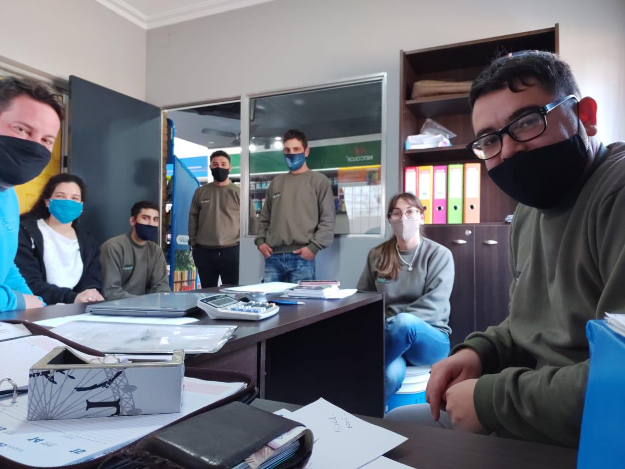 117908030_2686088238272030_228221927082964413_n