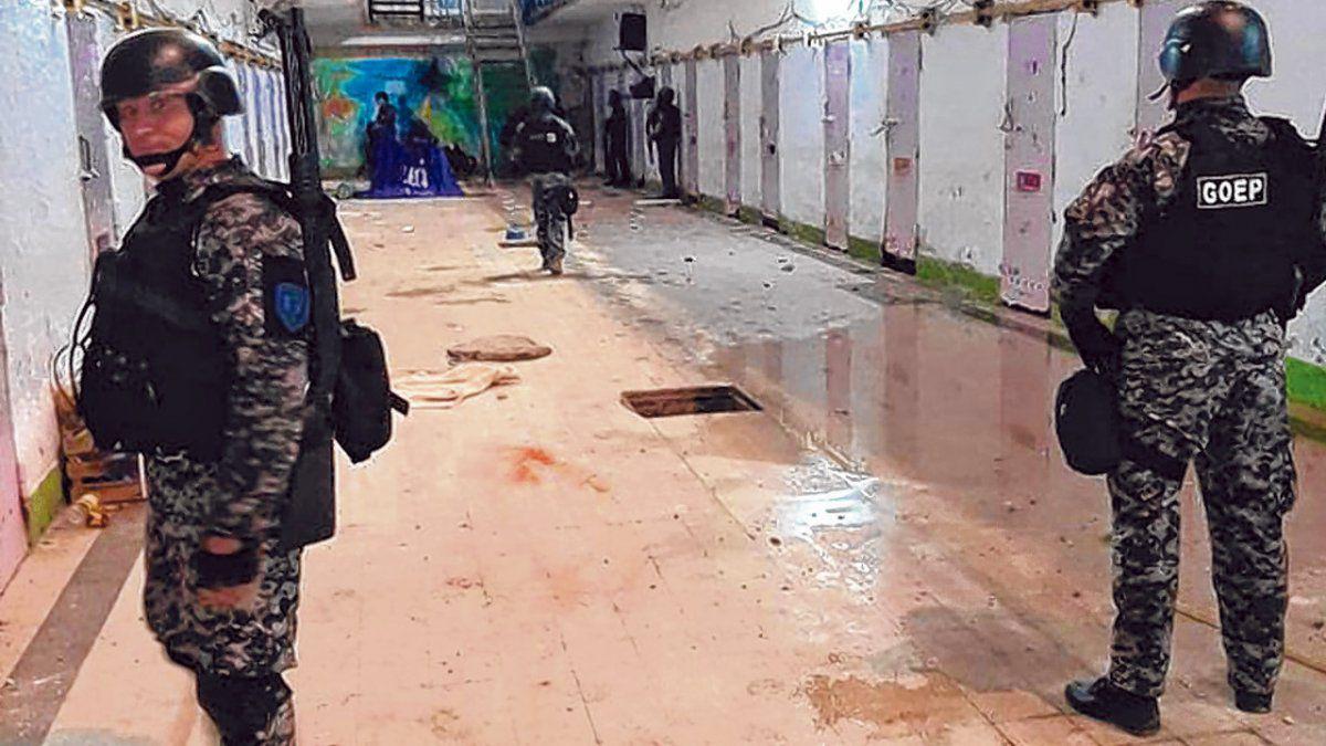 bajo-control-la-amdrugada-ayer-se-sofoco-una-revuelta-el-pabellon-4-del-penal-coronda