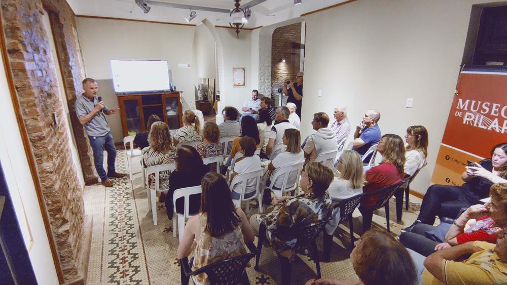 IMG_20231117_204512988_BURST000_COVER_COMP