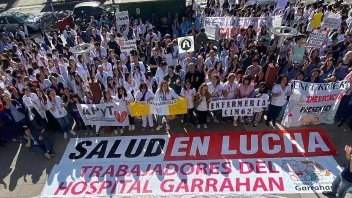protesta-en-el-hospital-garrahan20250528-2031797