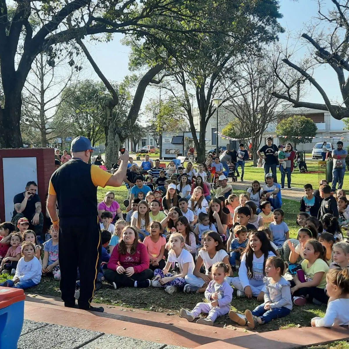 299706244_2000237770186698_9171878152174959585_n