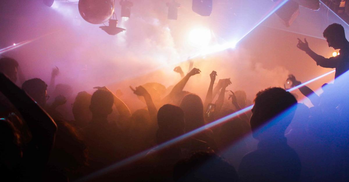 fiesta-discoteca-adolescente