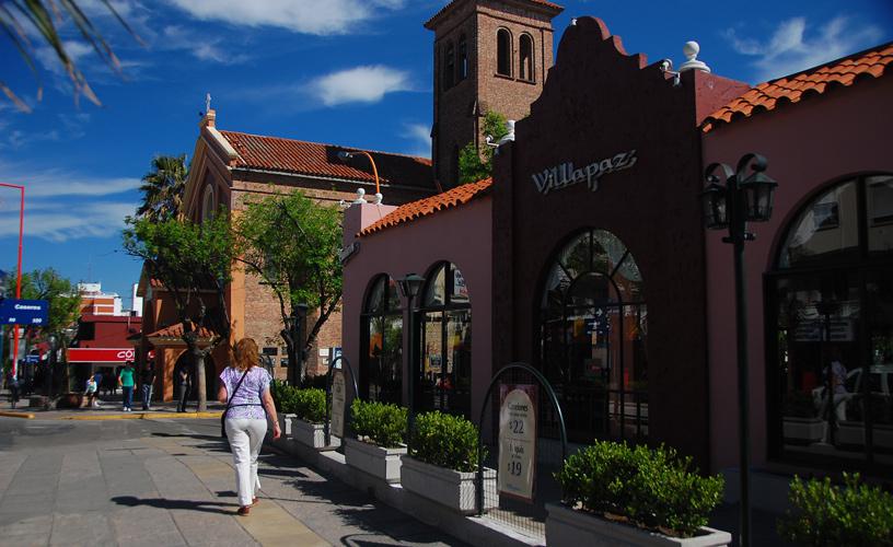 villa-carlos-paz-centro-comercial-1