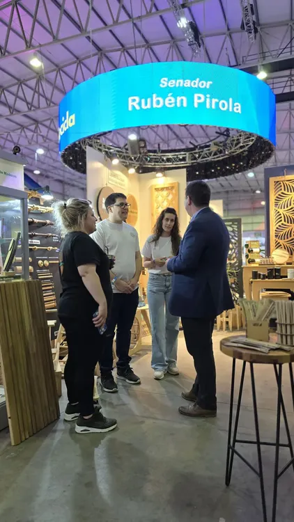 d2a59fea-277f-49d4-87c8-685b24e9d139