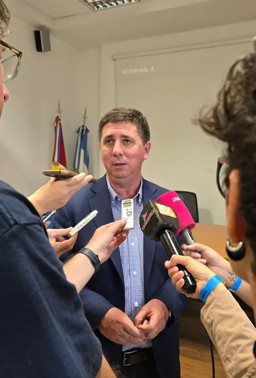 fd11403e-4b83-4265-82cb-74ac9f2d003e