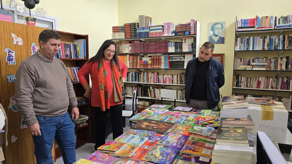 2792875e-a15b-4c7b-b2f2-1fe89714ebd7