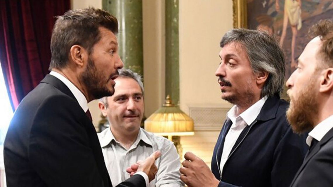 marcelo-tinelli-el-cuervo-larroque-y-maximo-kirchner-921947
