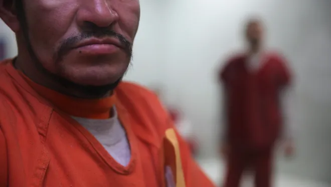 635906135453216044-immi