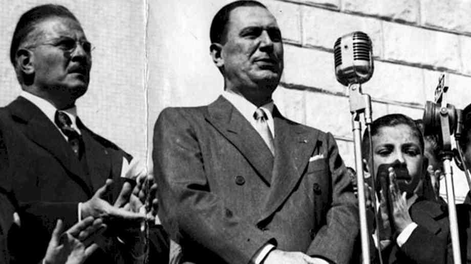 76814-a-70-anos-del-atentado-en-plaza-de-mayo-contra-la-cgt-mientras-peron-daba-un-discurso