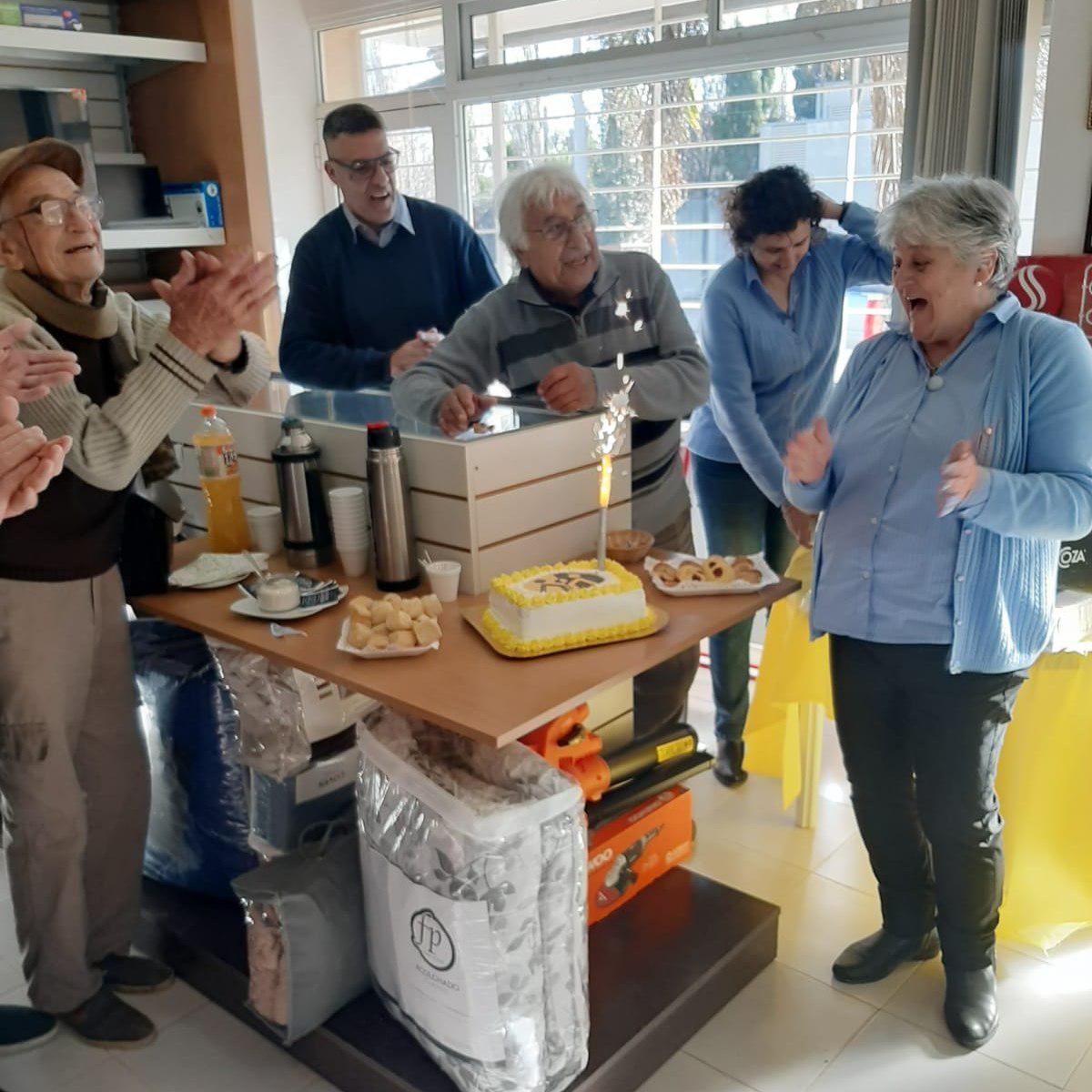 448175802_985601503573264_2517869785693286900_n