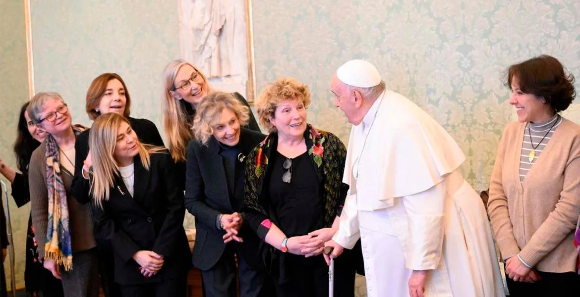papa-francisco-done-chiesa-mondo