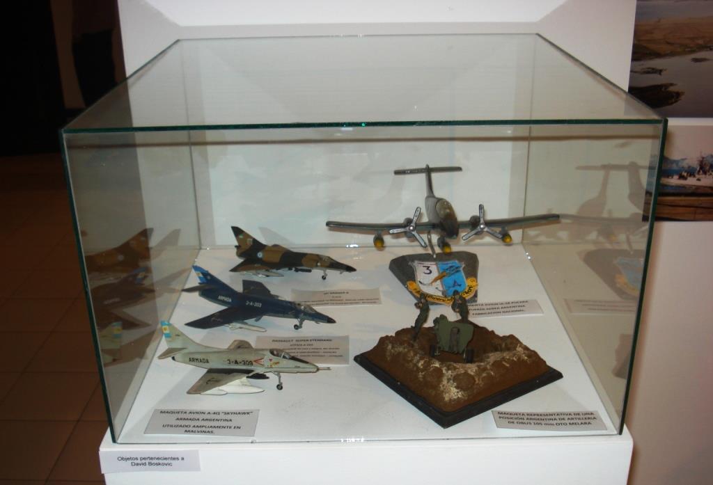 893639_10151411686803195_957412943_o