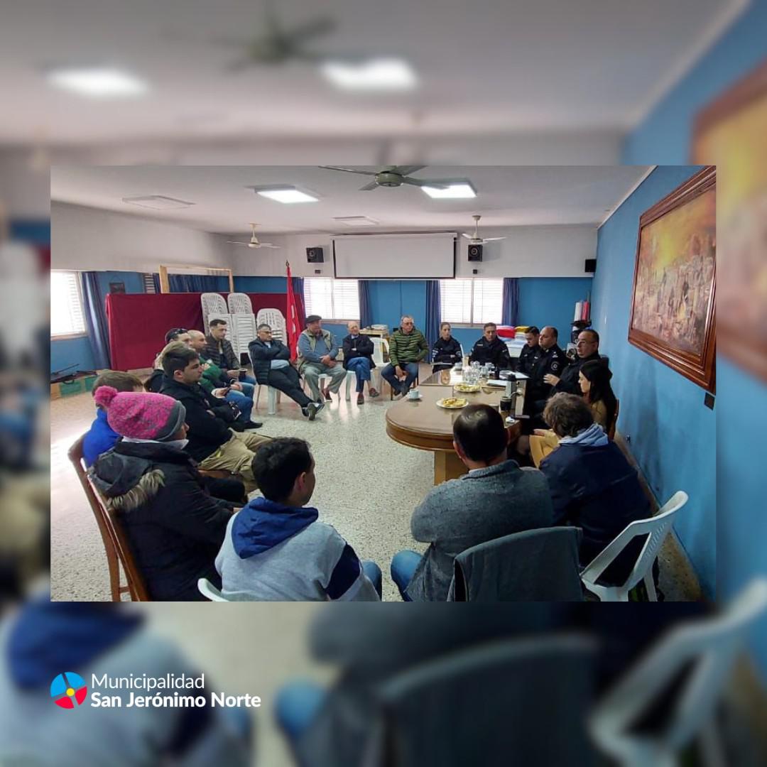 452021219_896172572544739_179148703298422040_n