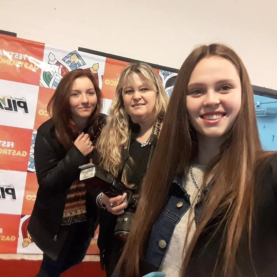 38996295_2037096556335334_5270886167477223424_n