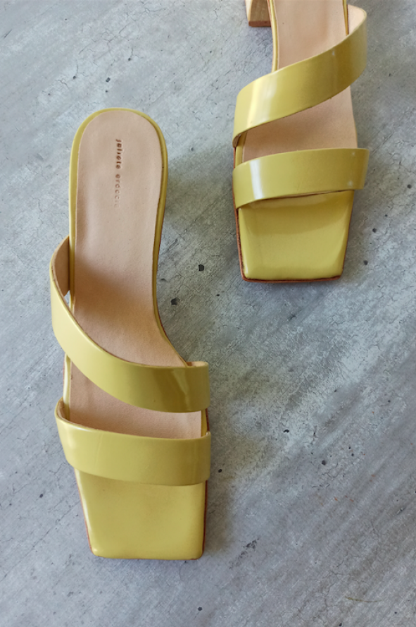 ZApatos_punta_cuadrada_1583958663