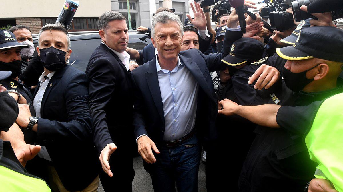 mauricio-macri-se-presento-los-tribunales-doloresjpg