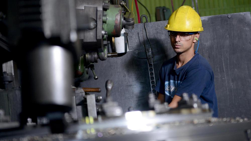 empleo-torneria-trabajador-trabajo