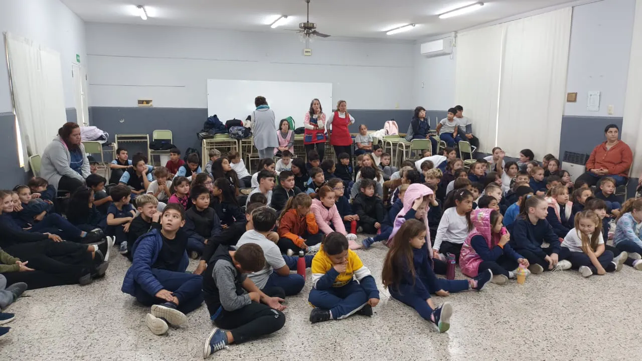 75c223fc-63c4-48e0-b6ad-0f8280d7792e